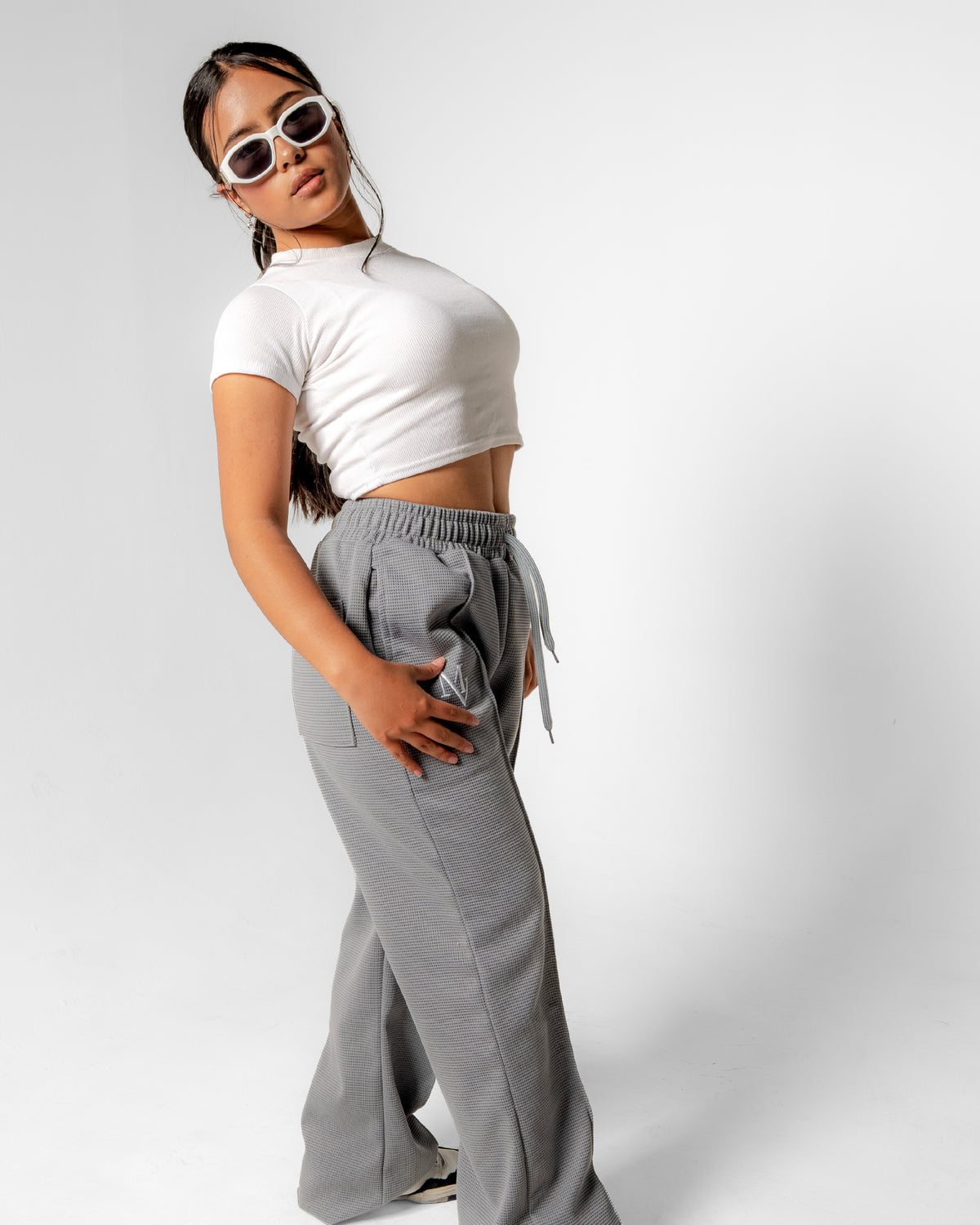 Pantalón Unisex en Tela Galleta – Color Gris