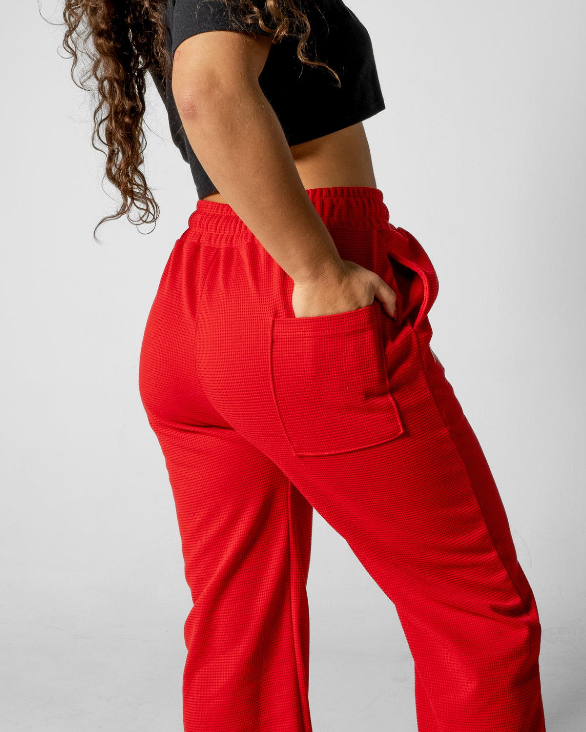 Pantalón Unisex en Tela Galleta – Color Rojo